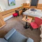 Guest house Safran 3*