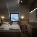 Safran Guest house